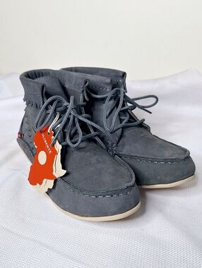 NWT Oliberte' "Out Of Africa" Handmade leather ankle boots.